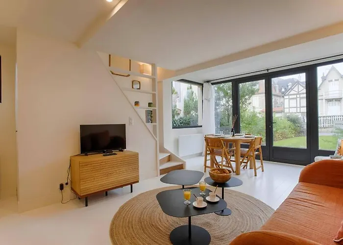 Hsh Blonville/Deauville : Magnifique Maison Avec Jardin